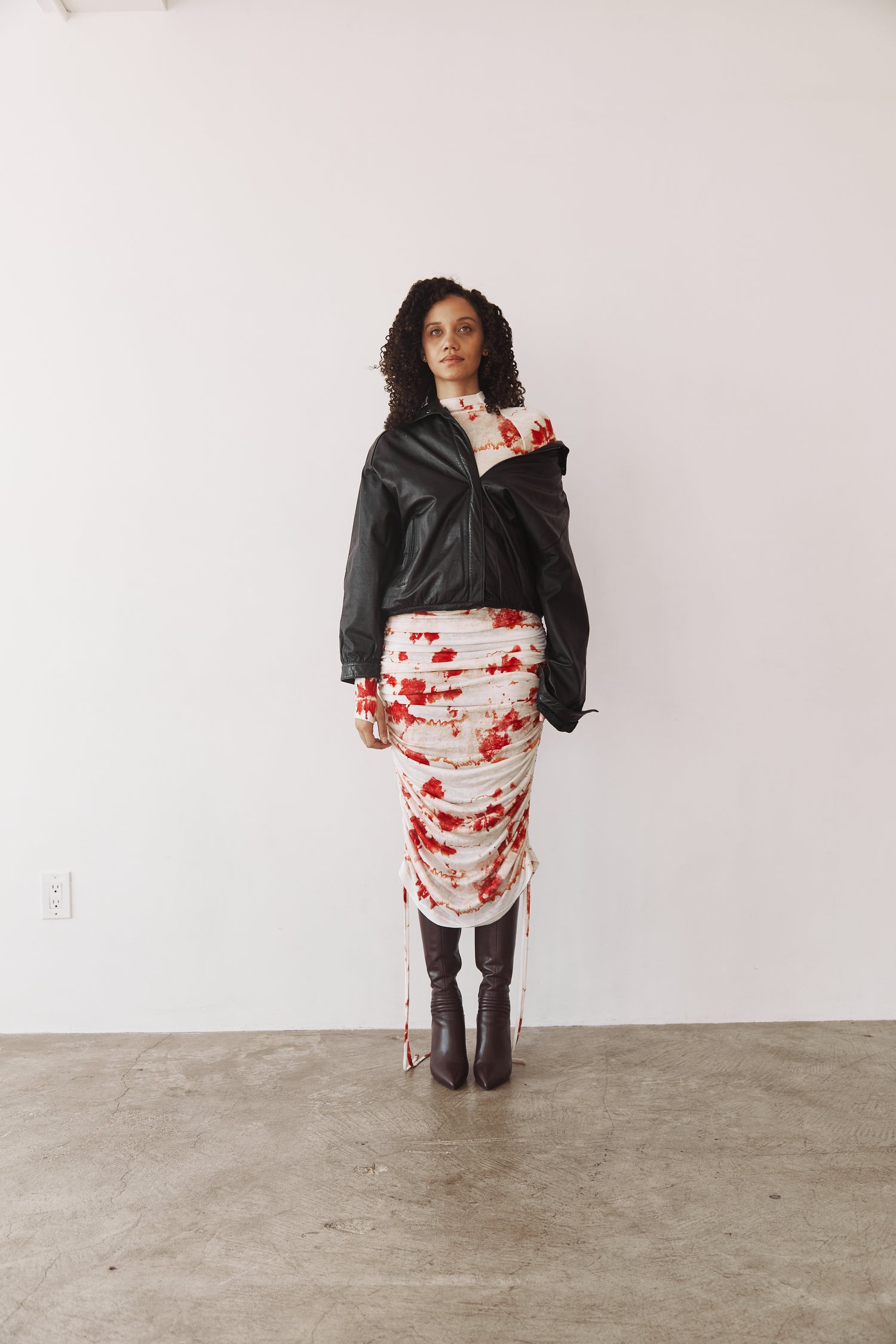 The Slinky Dress - Red Bloom